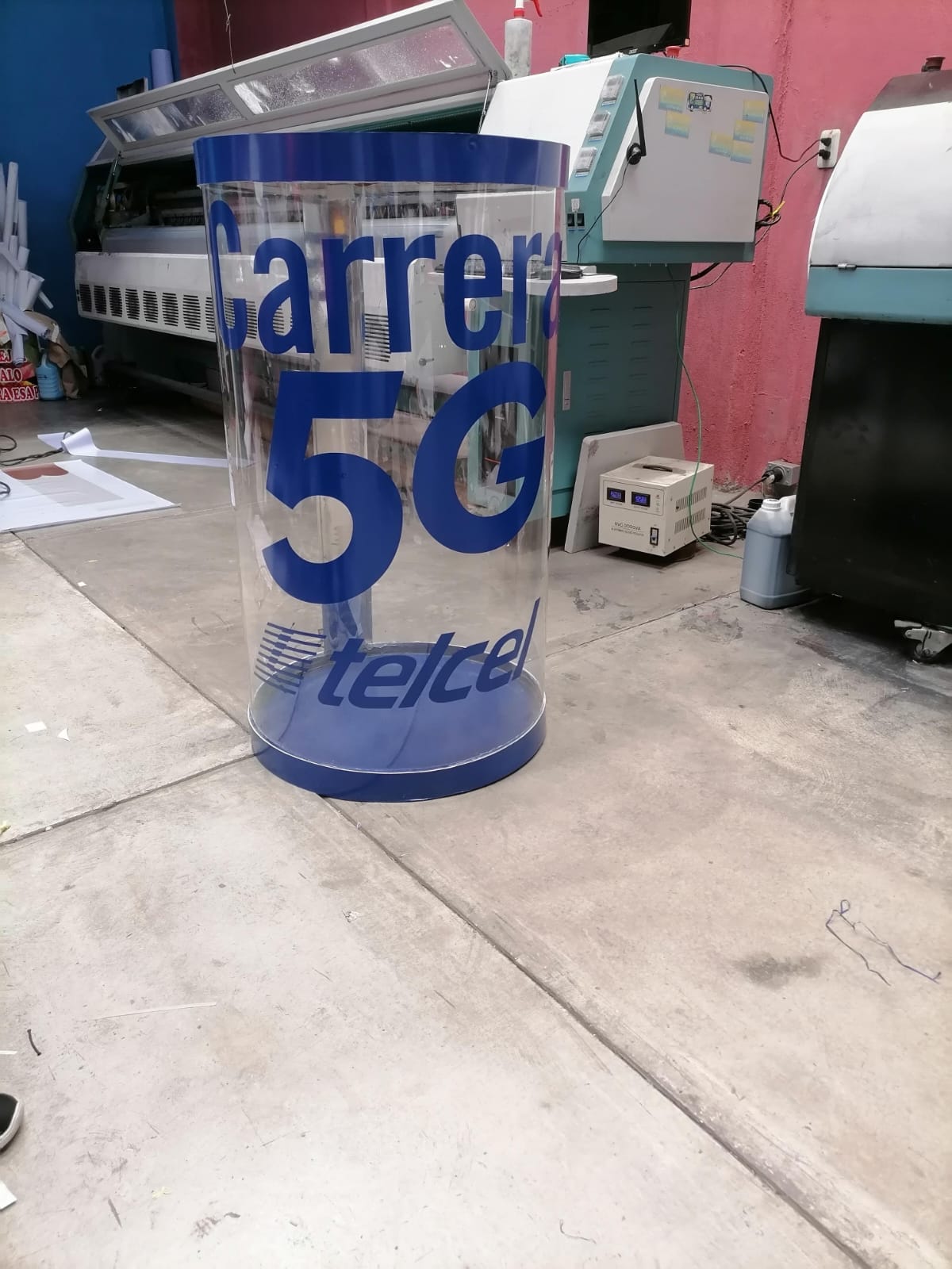 Imagen de Anuncios LED y Acrílico 3D